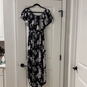Black and White Tie die Maxi Dress with pockets!